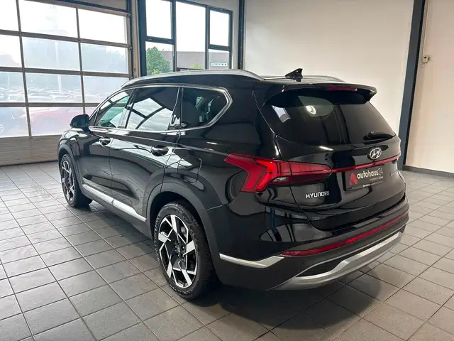 Hyundai Santa Fe view 4