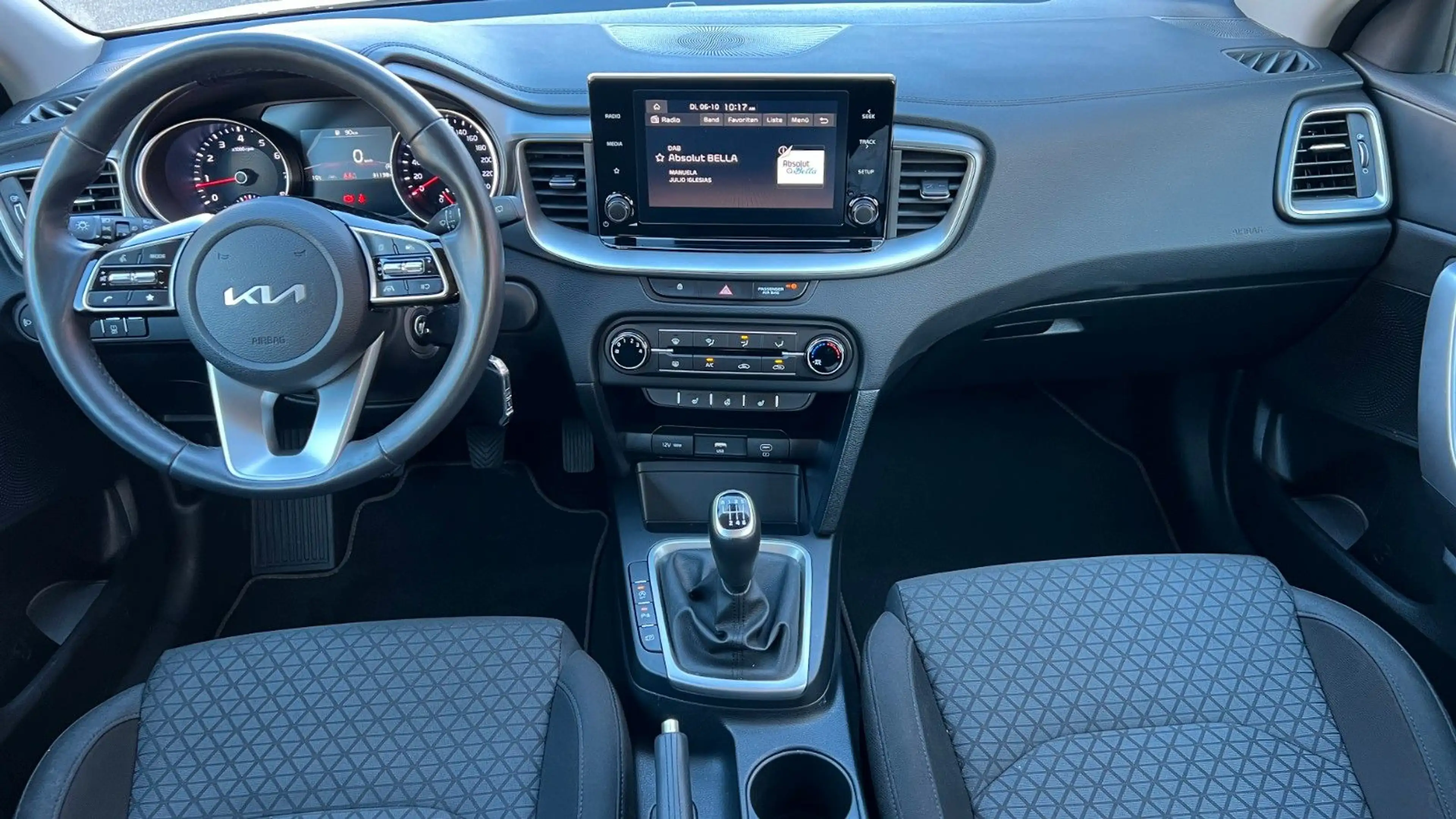 Kia Ceed SW / cee'd SW 1.5 T-GDI Edition 7 / 1. Hand — photo 11