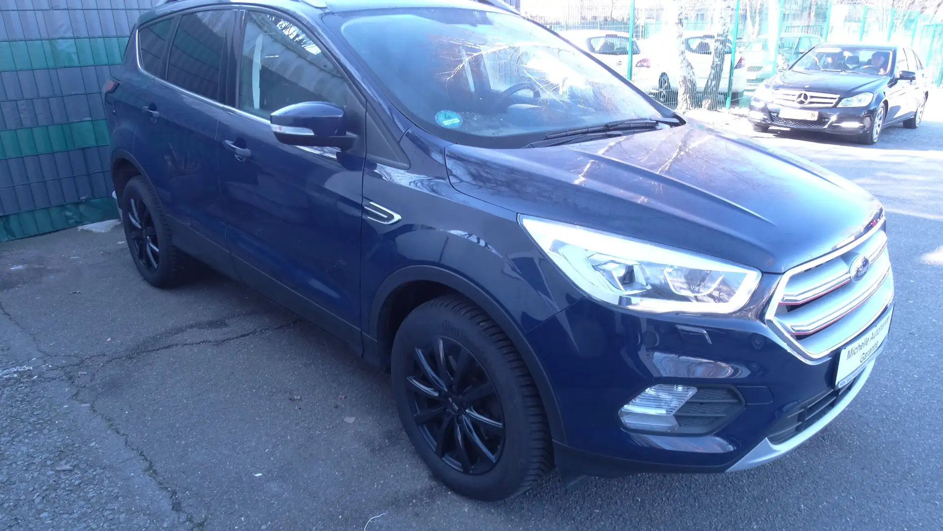 Ford Kuga Trend Blau - 2