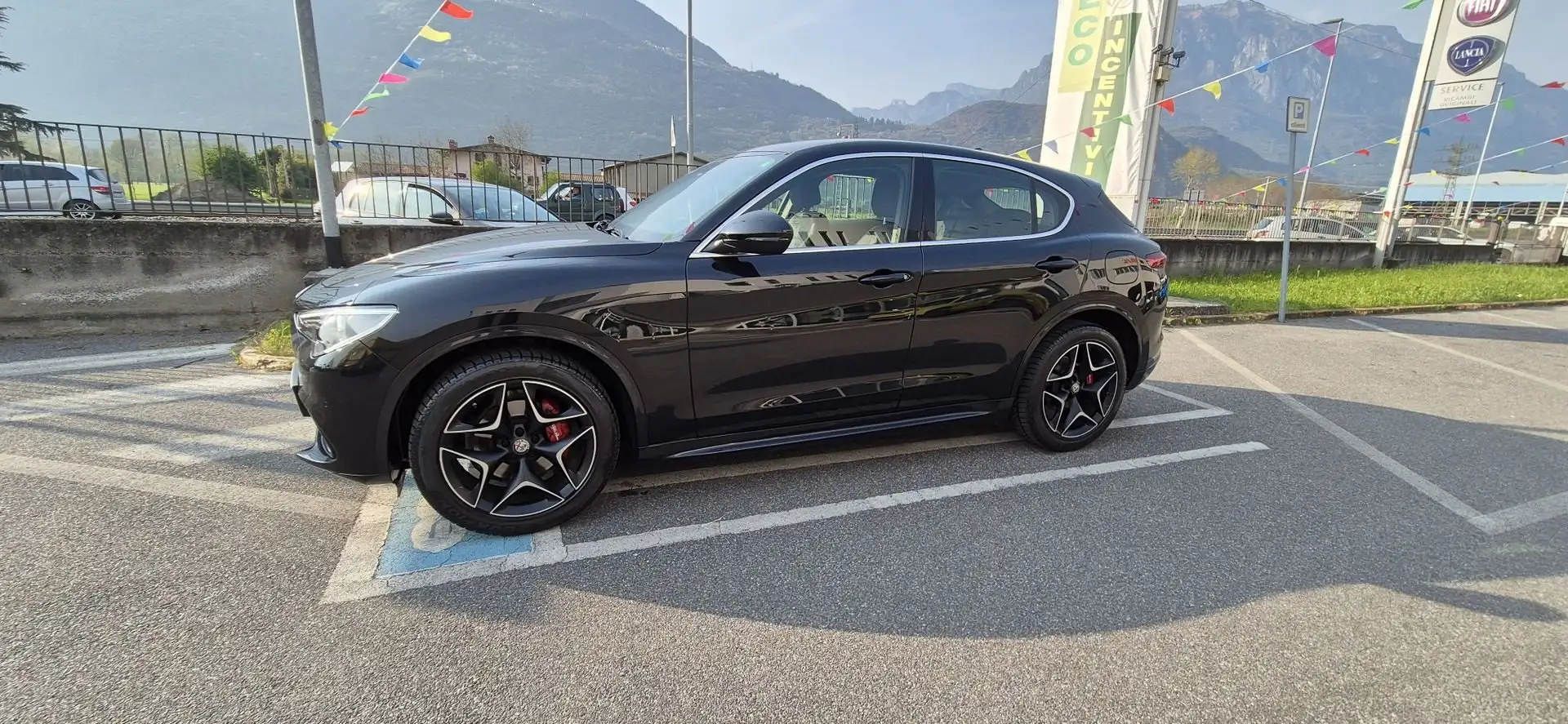 Alfa Romeo Stelvio 2.2Tds 190CV AT8 Q4 Ti, PELLE PLANCIA E SEDILI Negro - 2