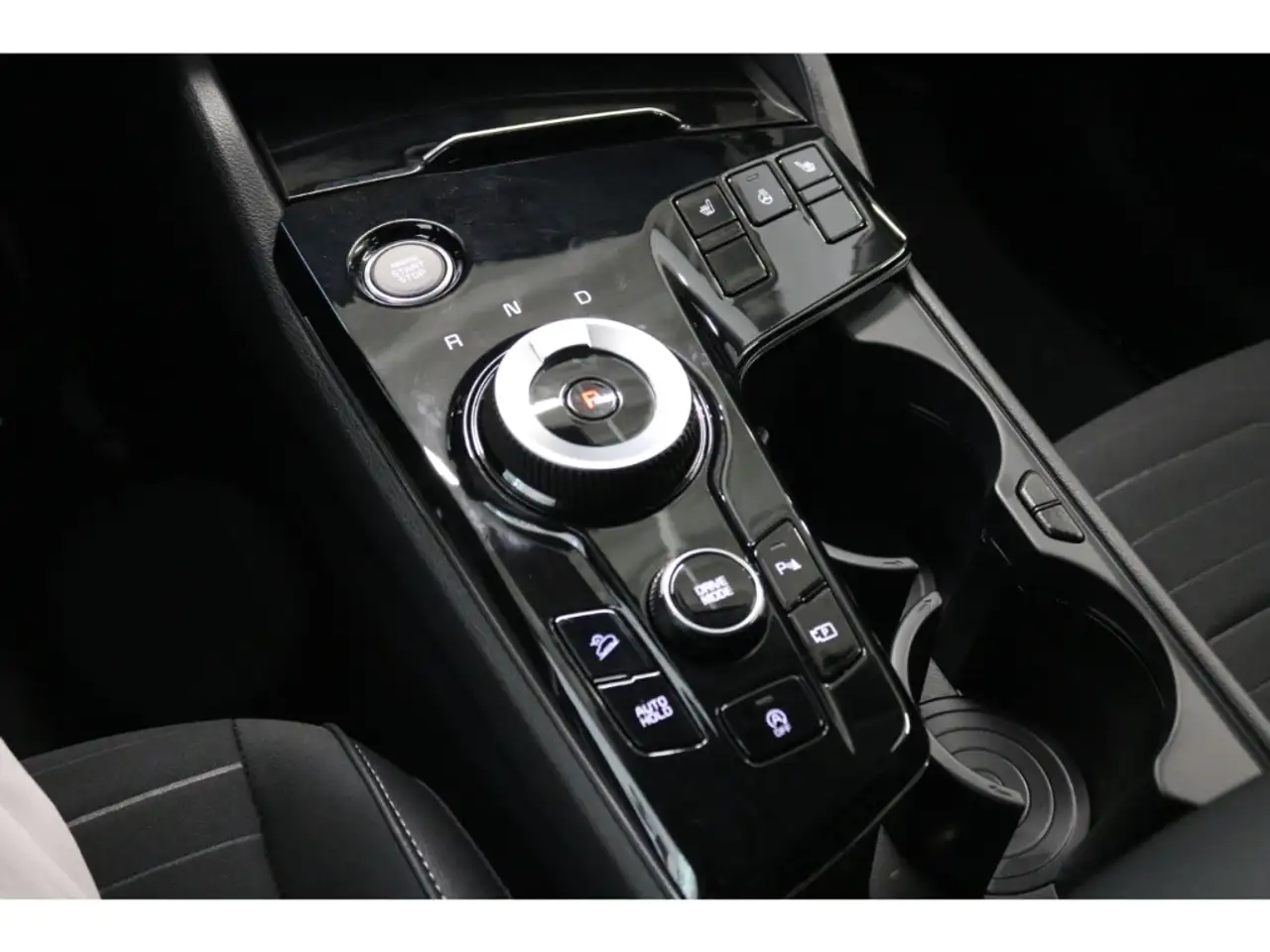 Kia Sportage Ultimate Edition MHEV P1 Komfort-Paket 20