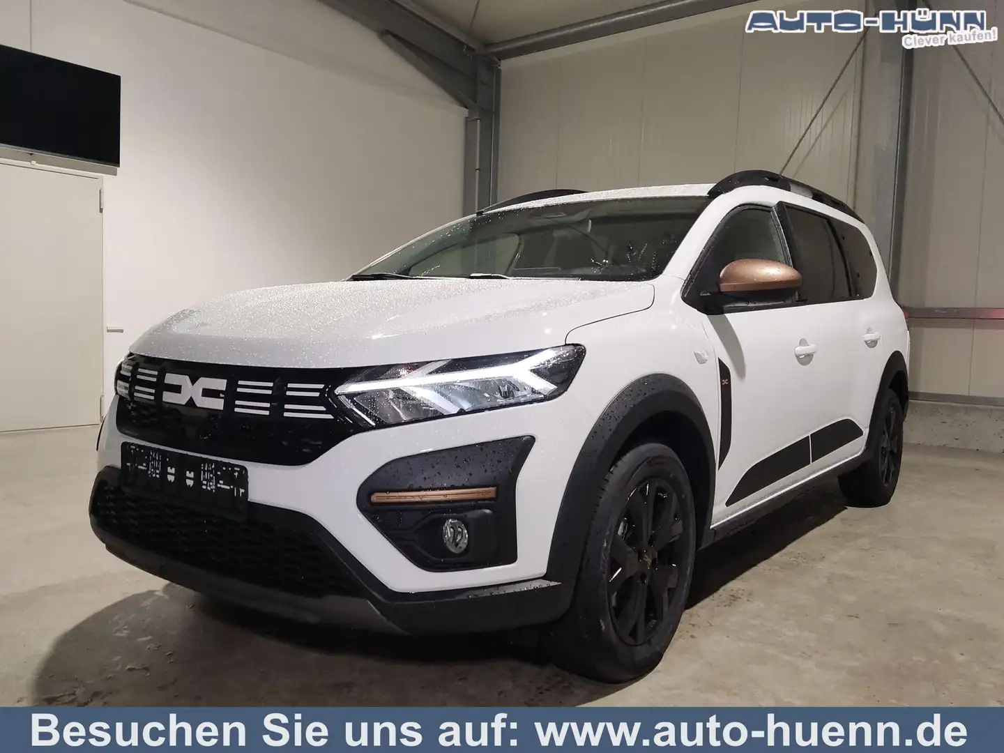 Dacia Jogger Extreme 1.0 TCe 110 7-Sitzer-AHK-Kamera-LED-App... Weiß - 1