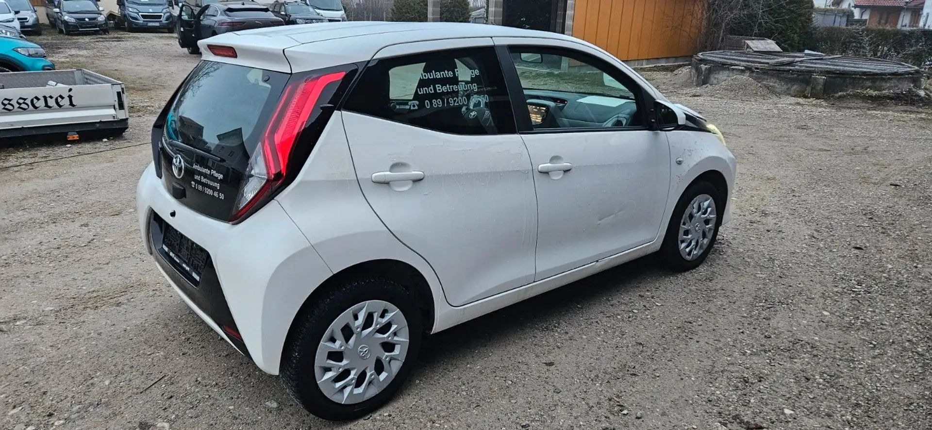 Toyota Sonstige Aygo AYGO x-play RFK Weiß - 2