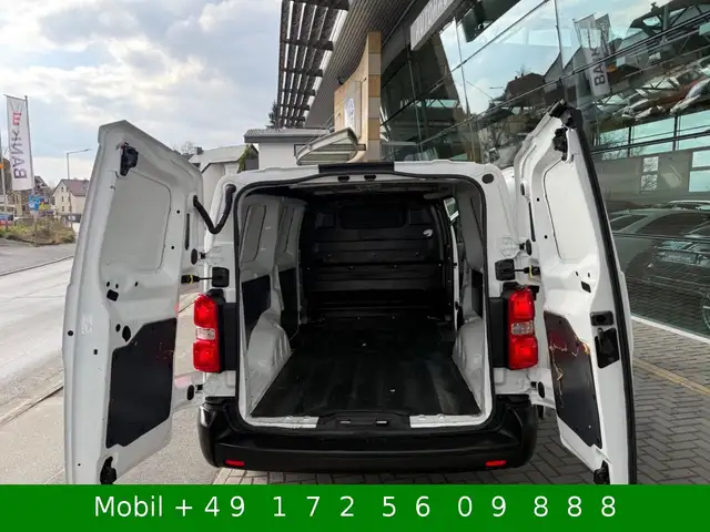 Opel Vivaro main image