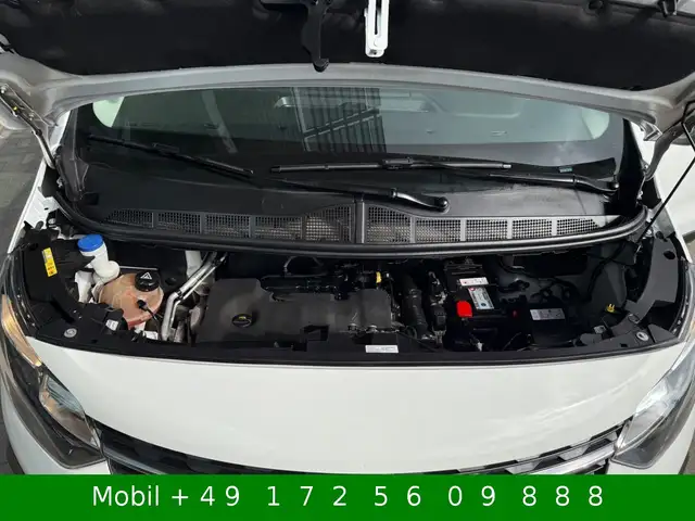 Opel Vivaro view 9
