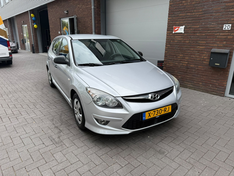 Hyundai i30 1.4i i-Drive|AIRCO|NIEUWE APK|LEUKE AUTO — photo 2