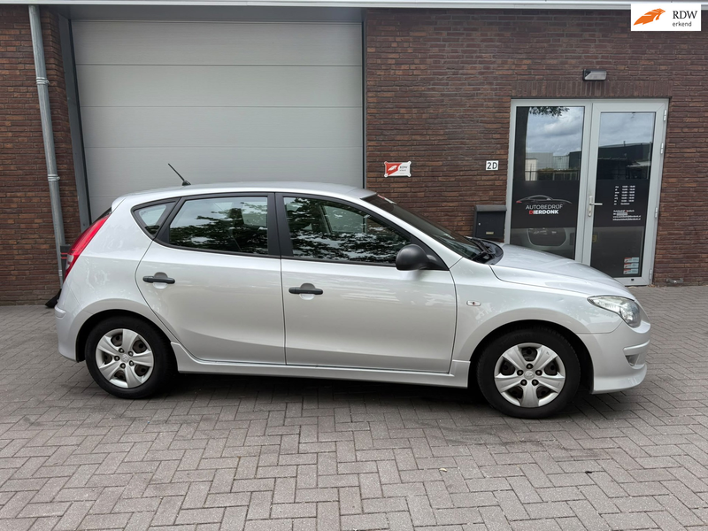 Hyundai i30 1.4i i-Drive|AIRCO|NIEUWE APK|LEUKE AUTO