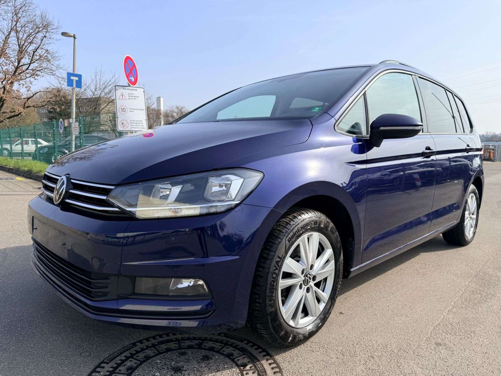 Second hand Volkswagen Touran 2.0