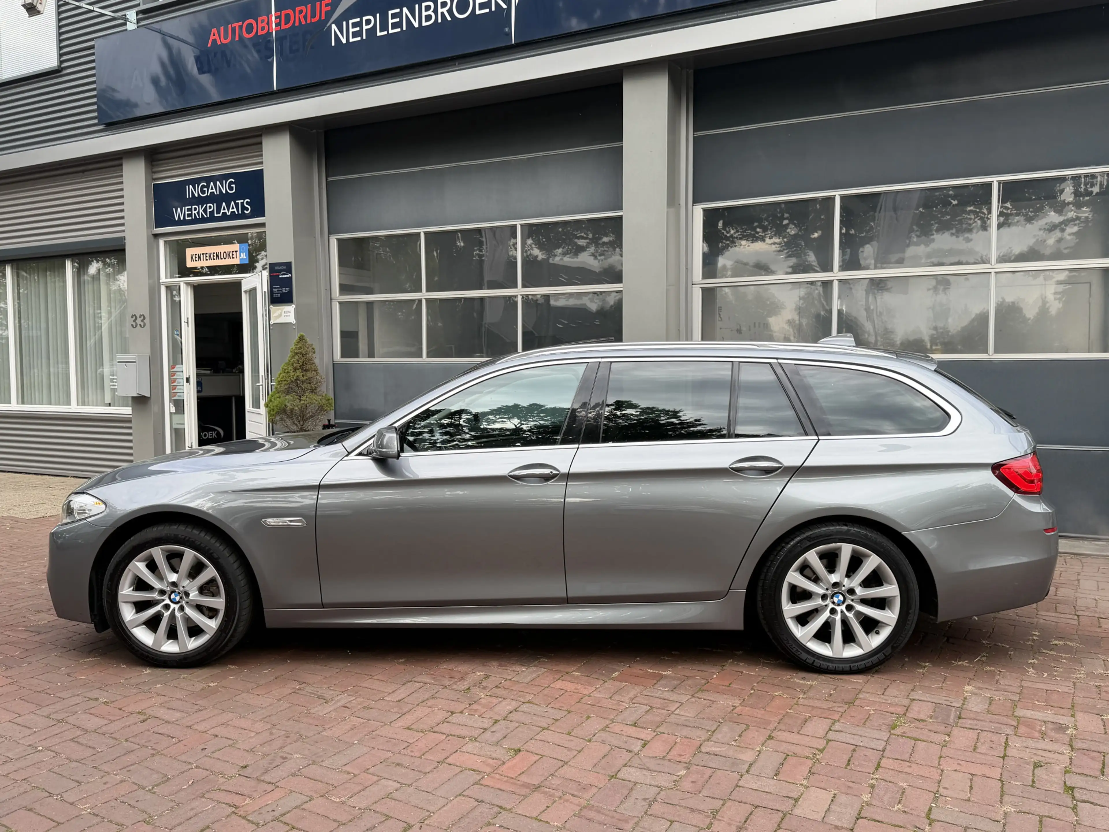 BMW 523 5-serie Touring 523i High Executive Bj 2011 Trekha — photo 3