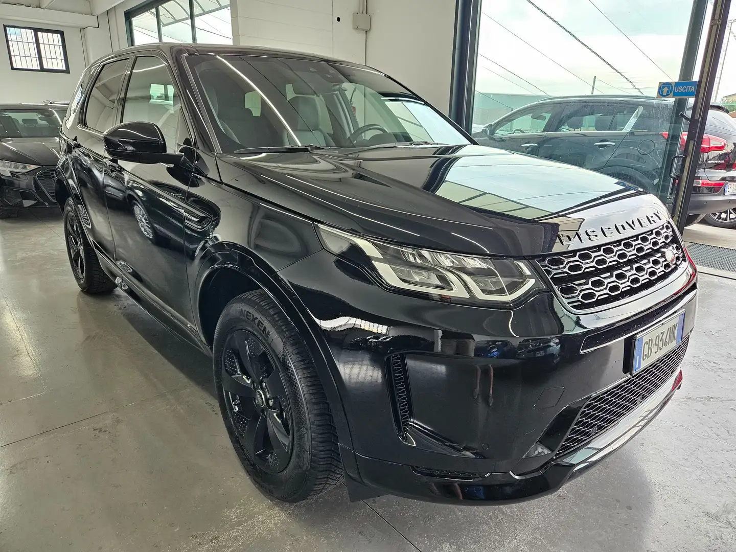 Land Rover Discovery Sport Discovery Sport I 2020 2.0d sd4 mhev HSE 240cv Nero - 1