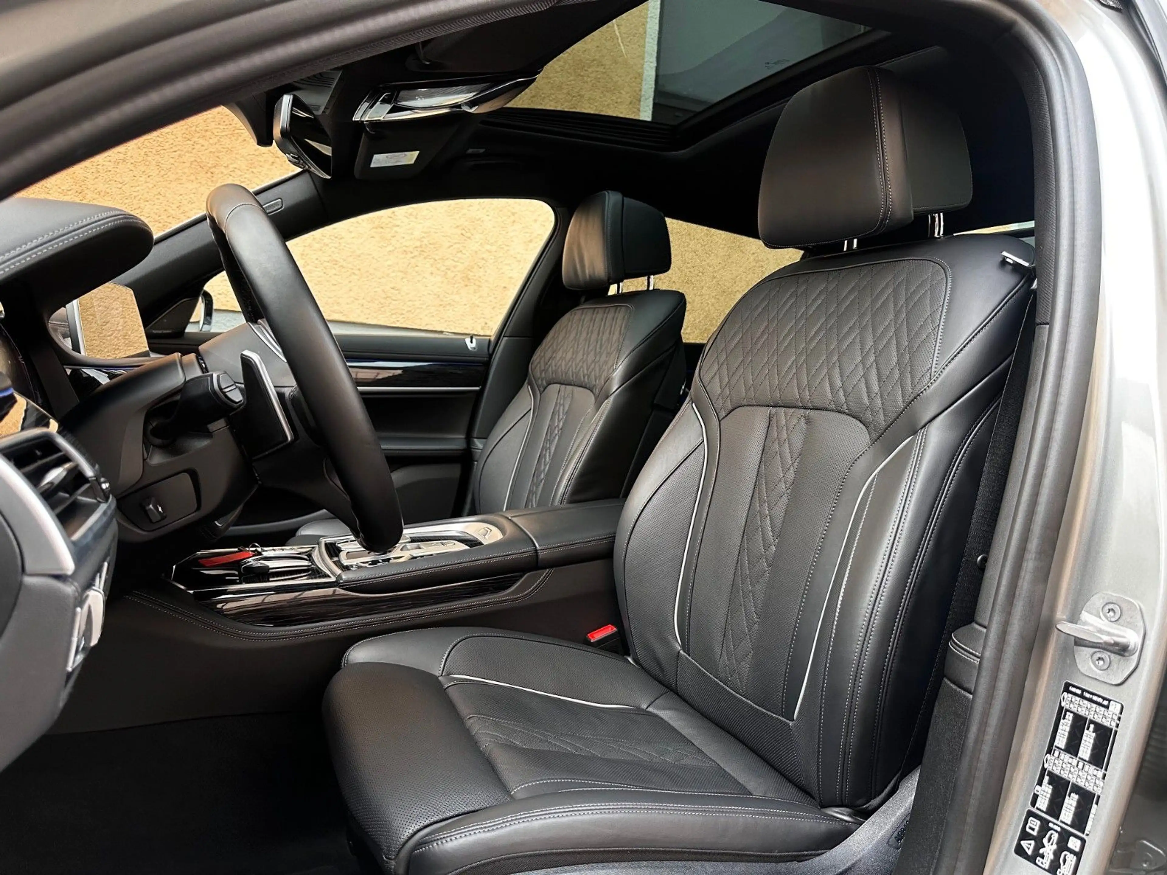 BMW 740 d xDr M Sport eGSD*TV*Sitzkl*AHK*H&K*360° — photo 5