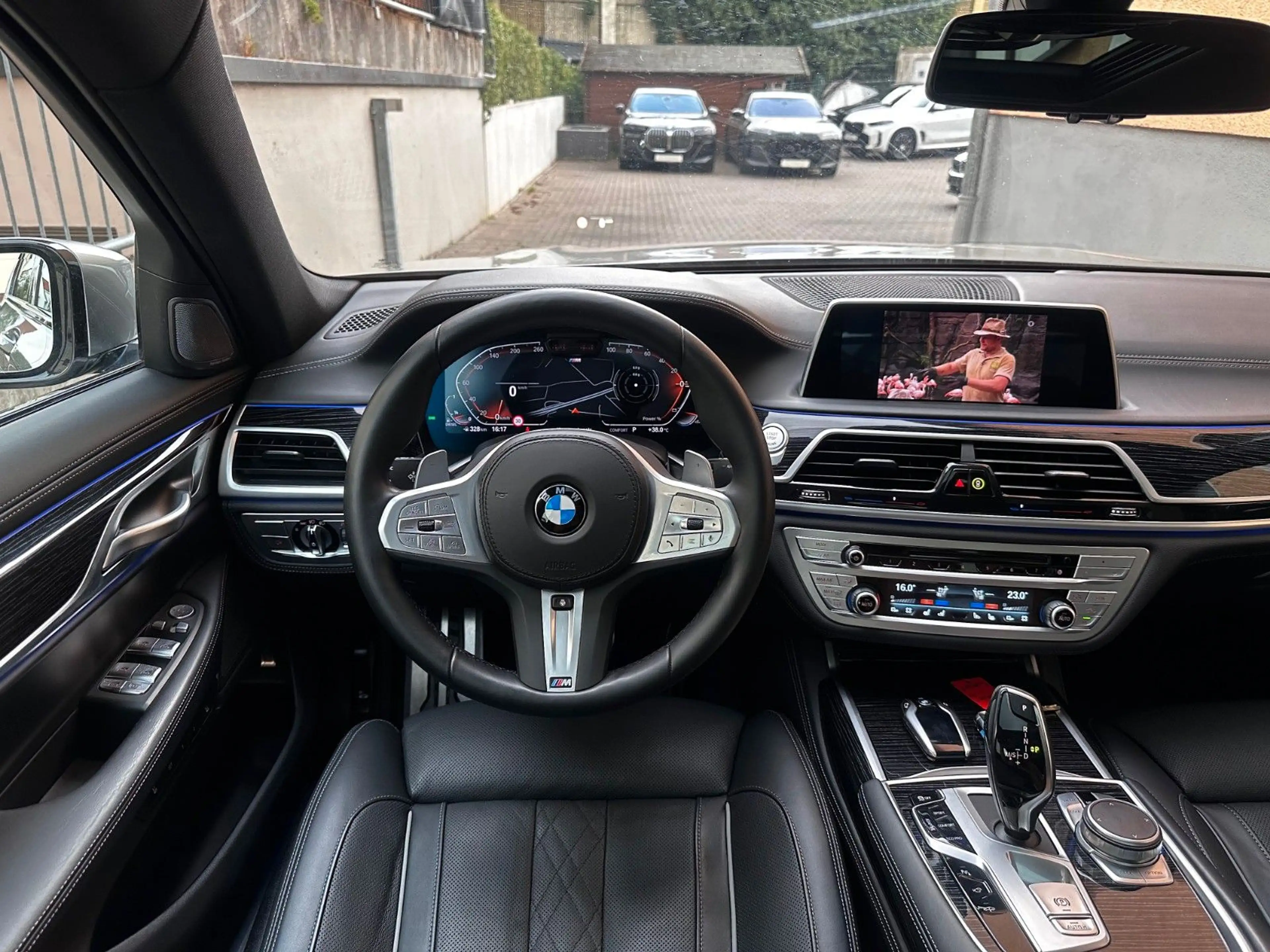 BMW 740 d xDr M Sport eGSD*TV*Sitzkl*AHK*H&K*360° — photo 9