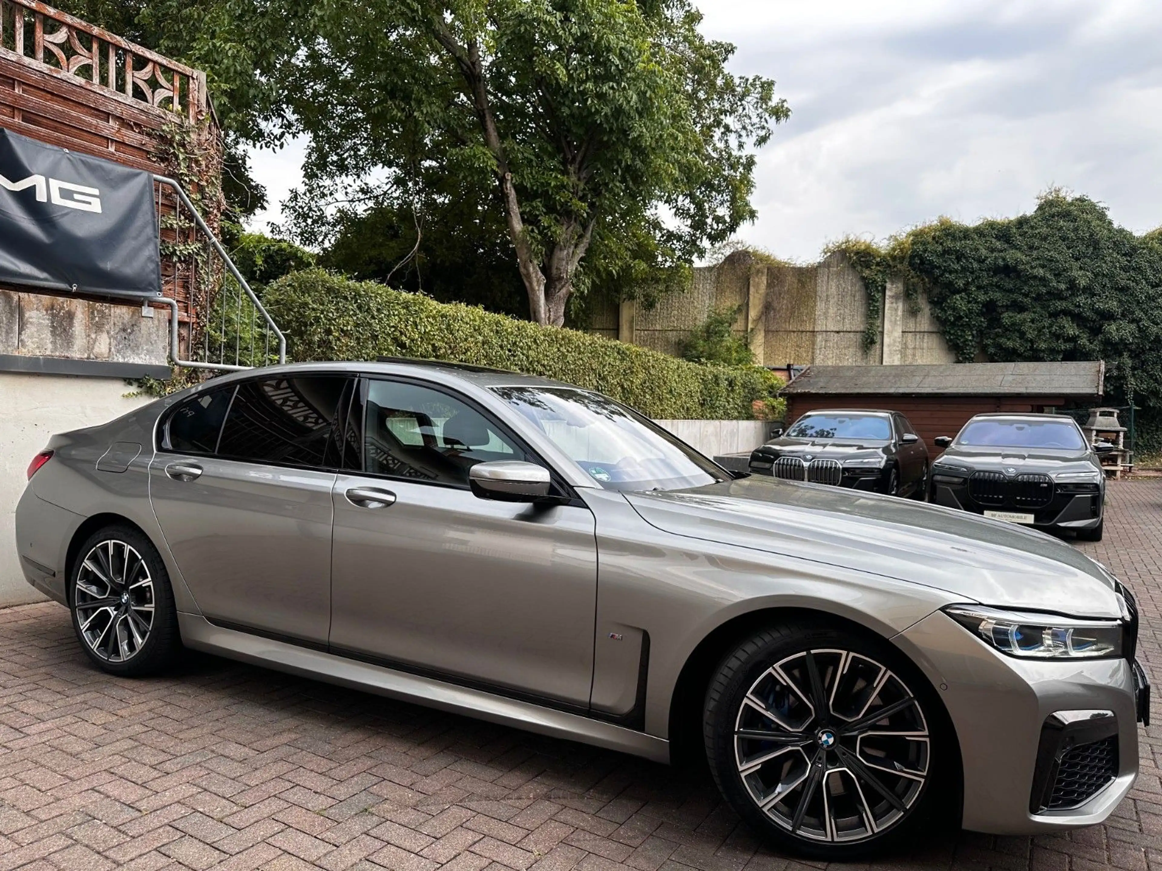 BMW 740 d xDr M Sport eGSD*TV*Sitzkl*AHK*H&K*360° — photo 3