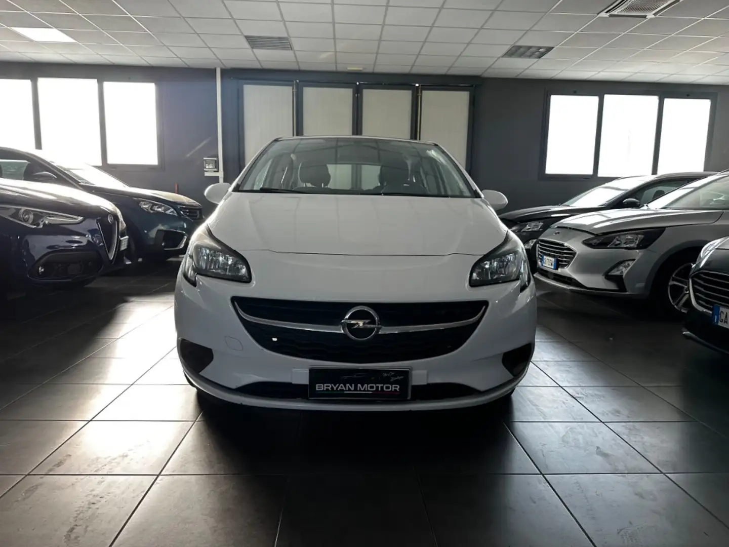 Opel Corsa 1.4 90CV GPL Tech 5 porte Advance Blanc - 1