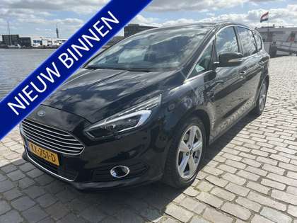 Ford S-Max 1.5 Titanium panodak navi/camera leer-int