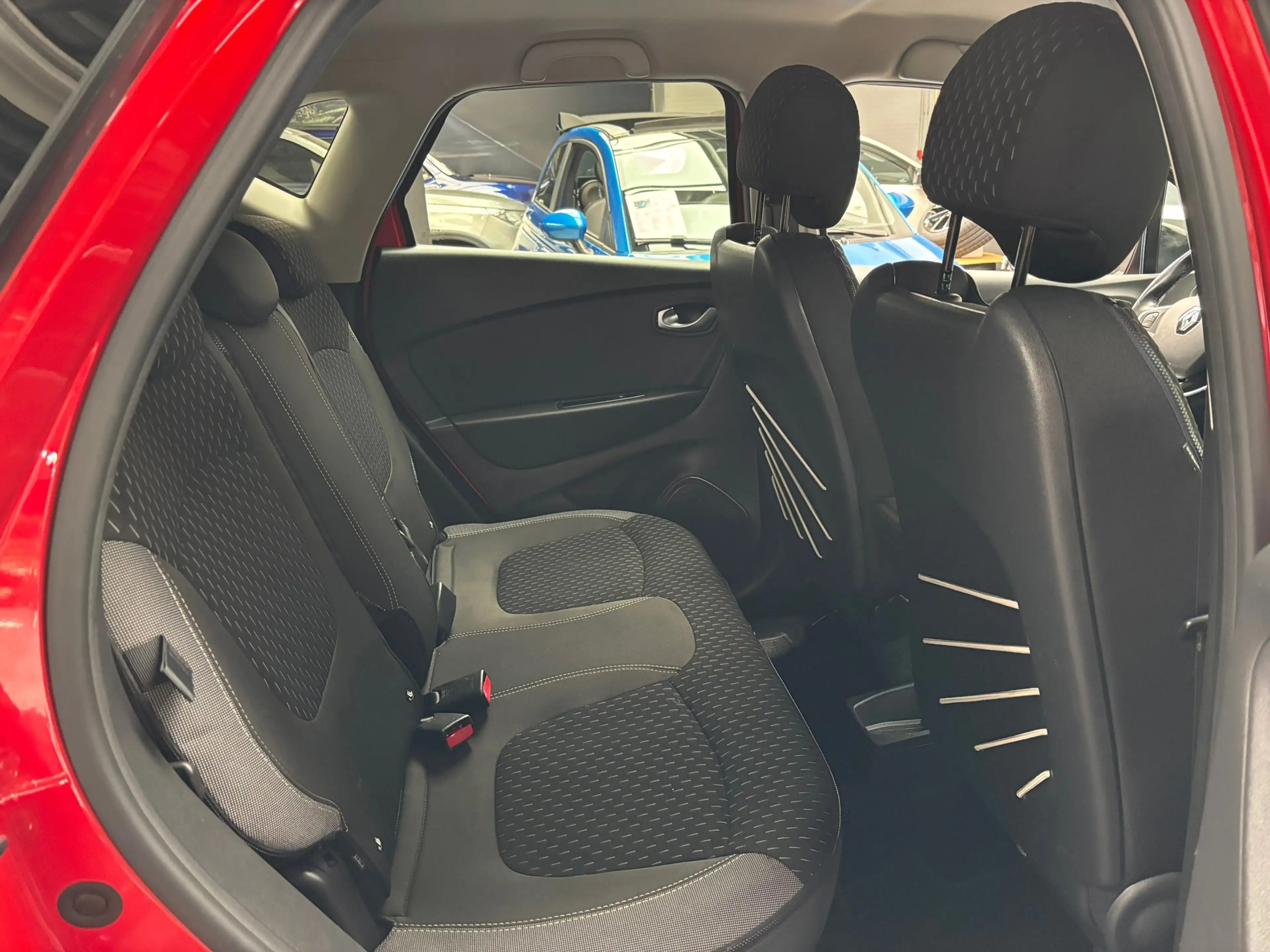 Renault Captur 1.2 TCe Intens / Camera / Navigatie — photo 10