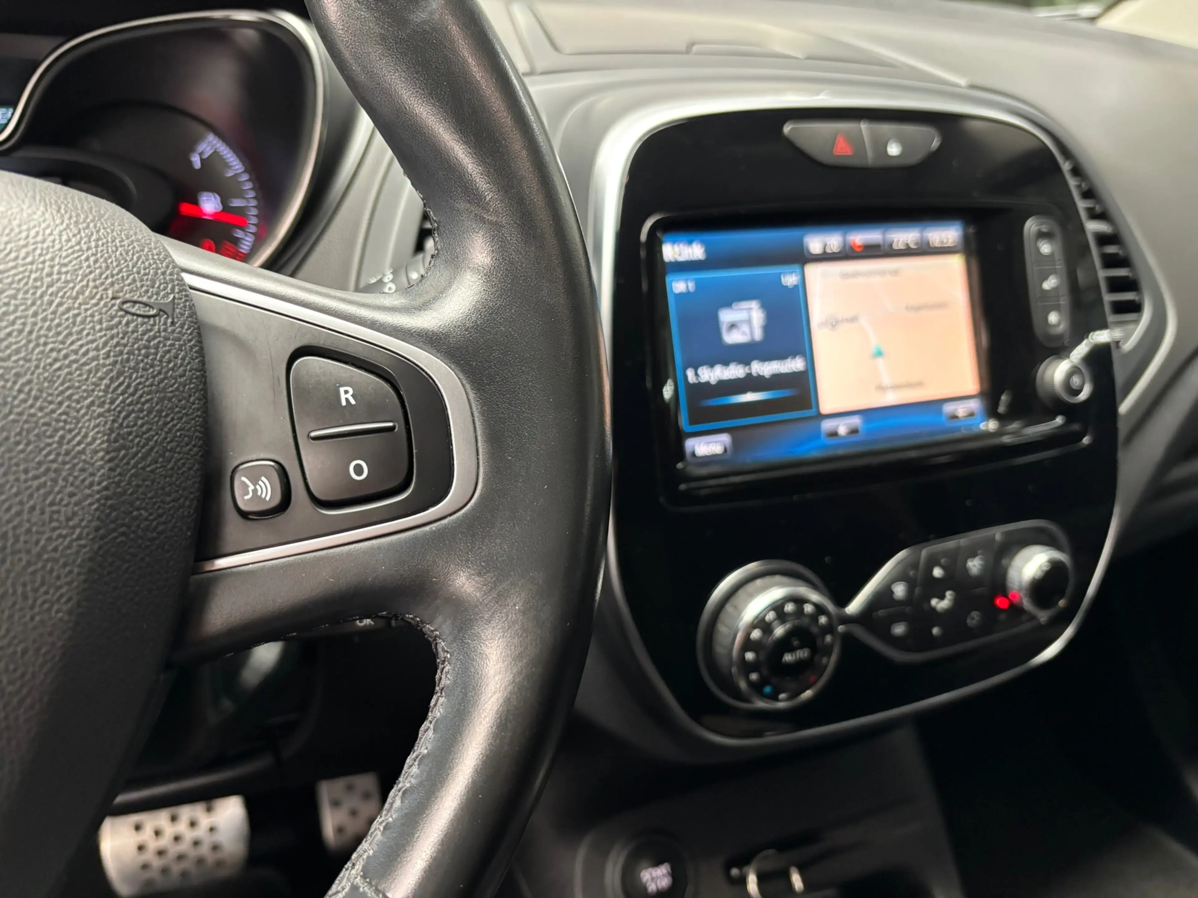 Renault Captur 1.2 TCe Intens / Camera / Navigatie — photo 20