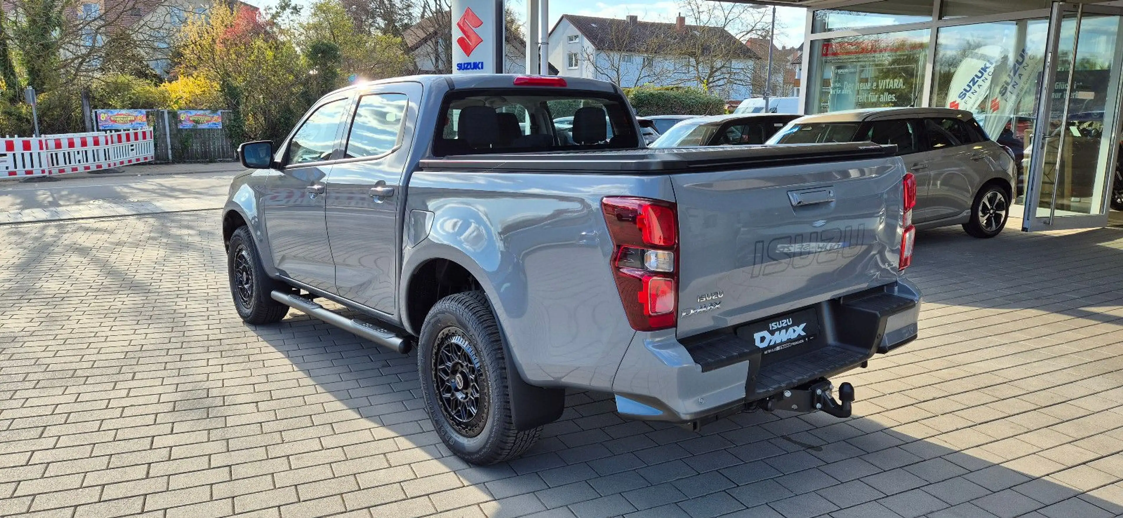 Isuzu D-Max 1.9D Double Cab LS 4WD AT Umbau ! — photo 4