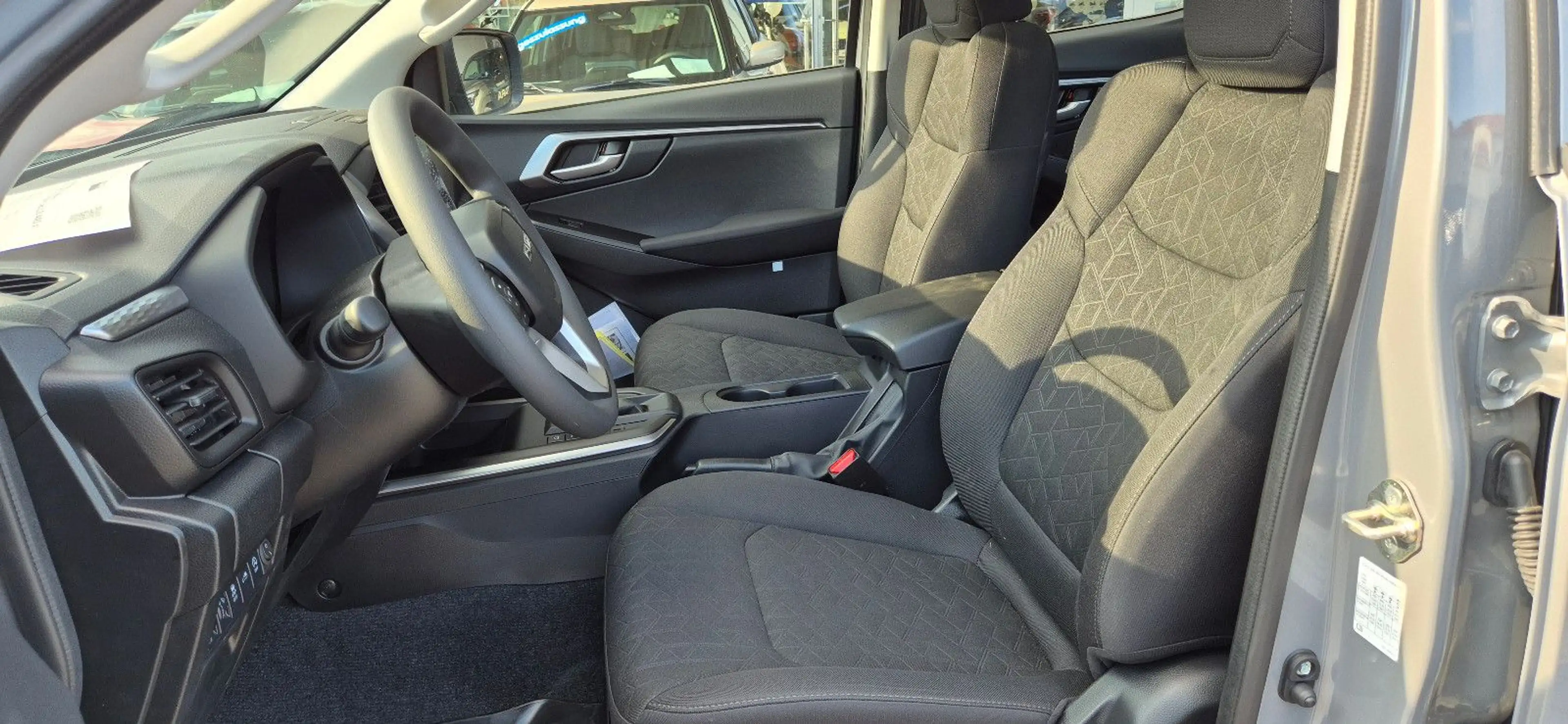 Isuzu D-Max 1.9D Double Cab LS 4WD AT Umbau ! — photo 6