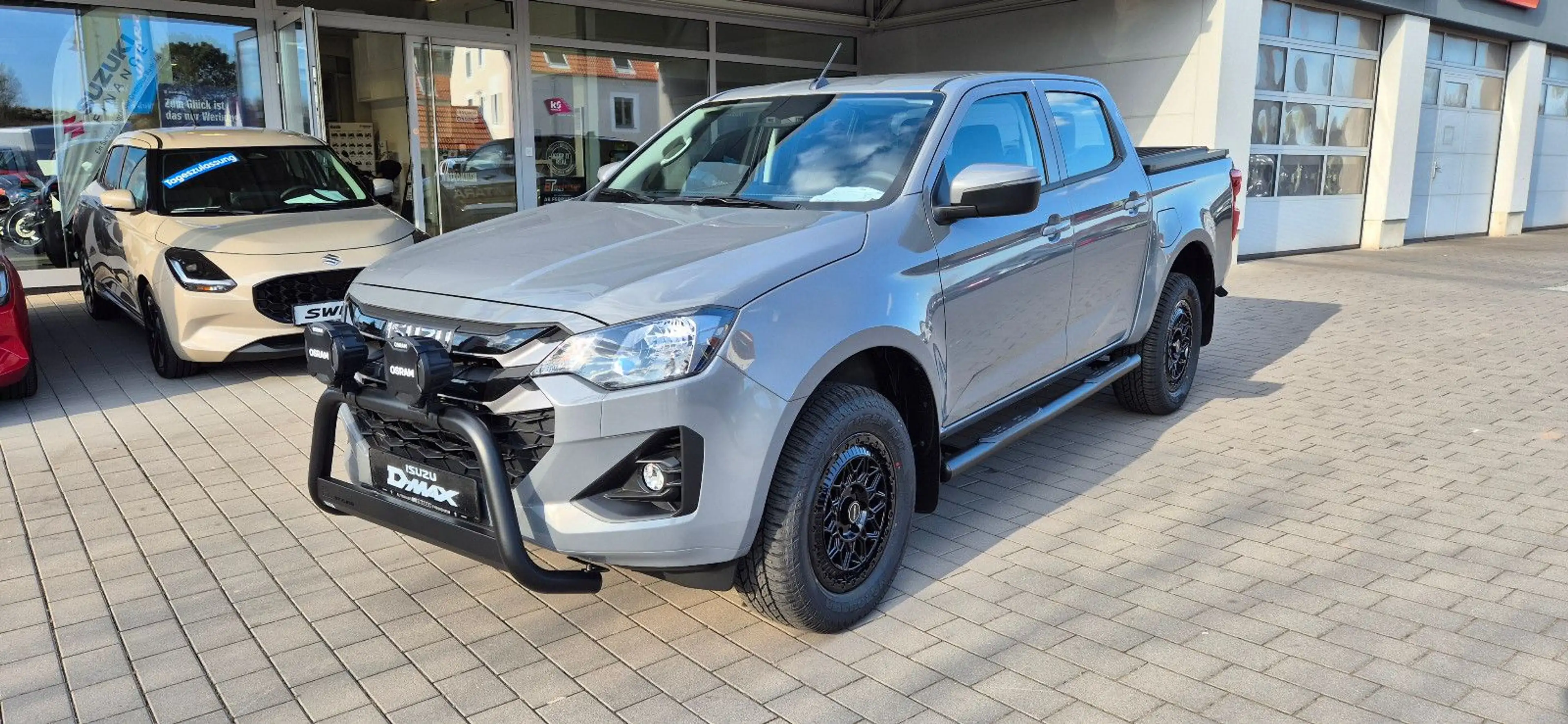 Isuzu D-Max 1.9D Double Cab LS 4WD AT Umbau !