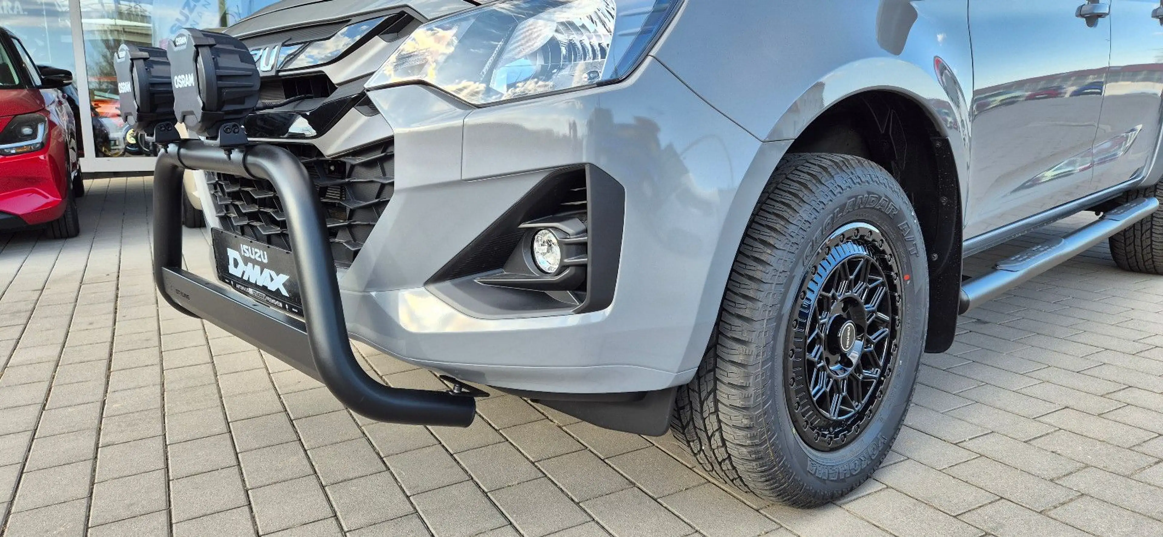 Isuzu D-Max 1.9D Double Cab LS 4WD AT Umbau ! — photo 10