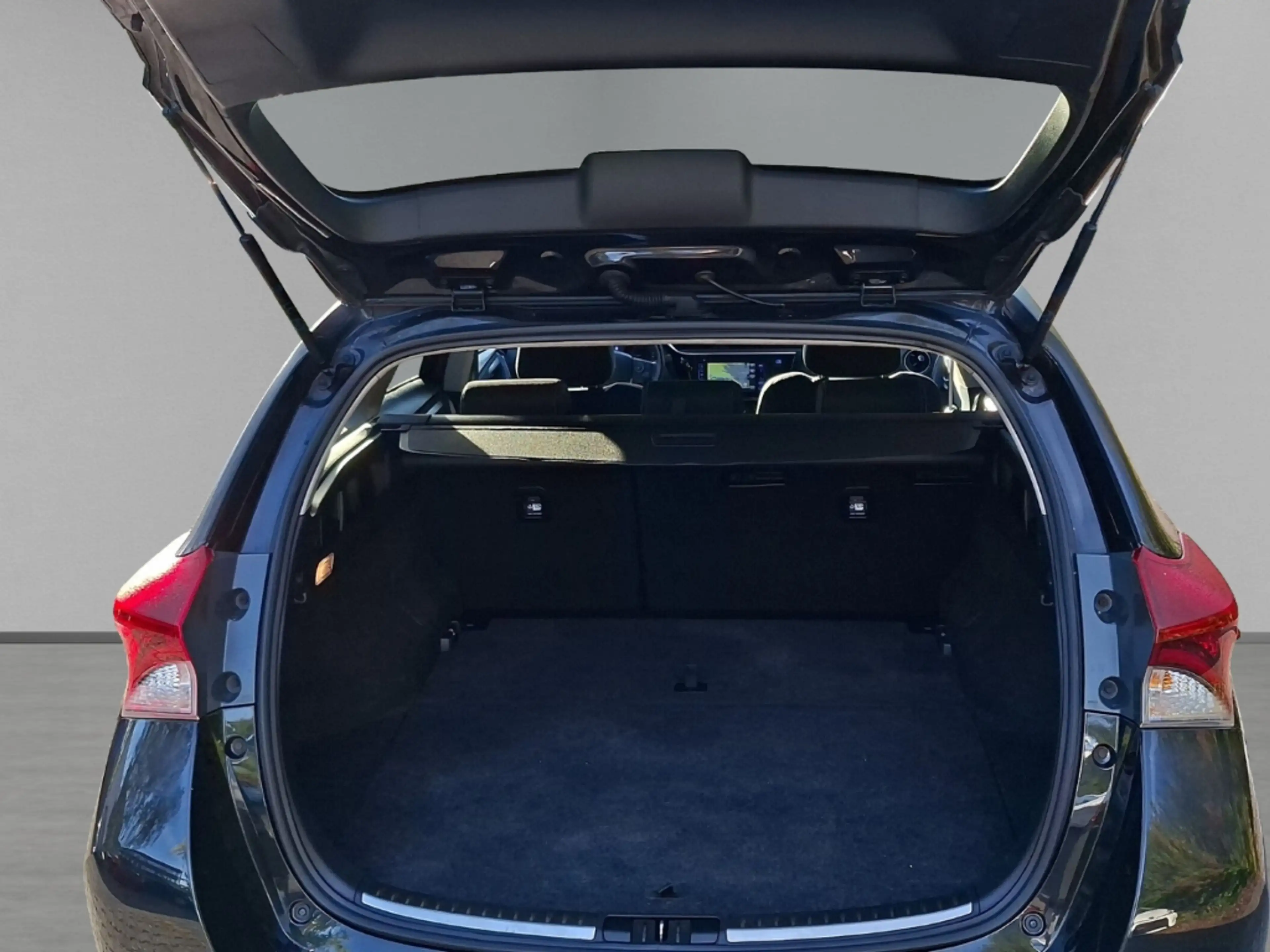 Toyota Auris Touring Sports Hybrid Edition-S+ SHZ Keyless Start — photo 9