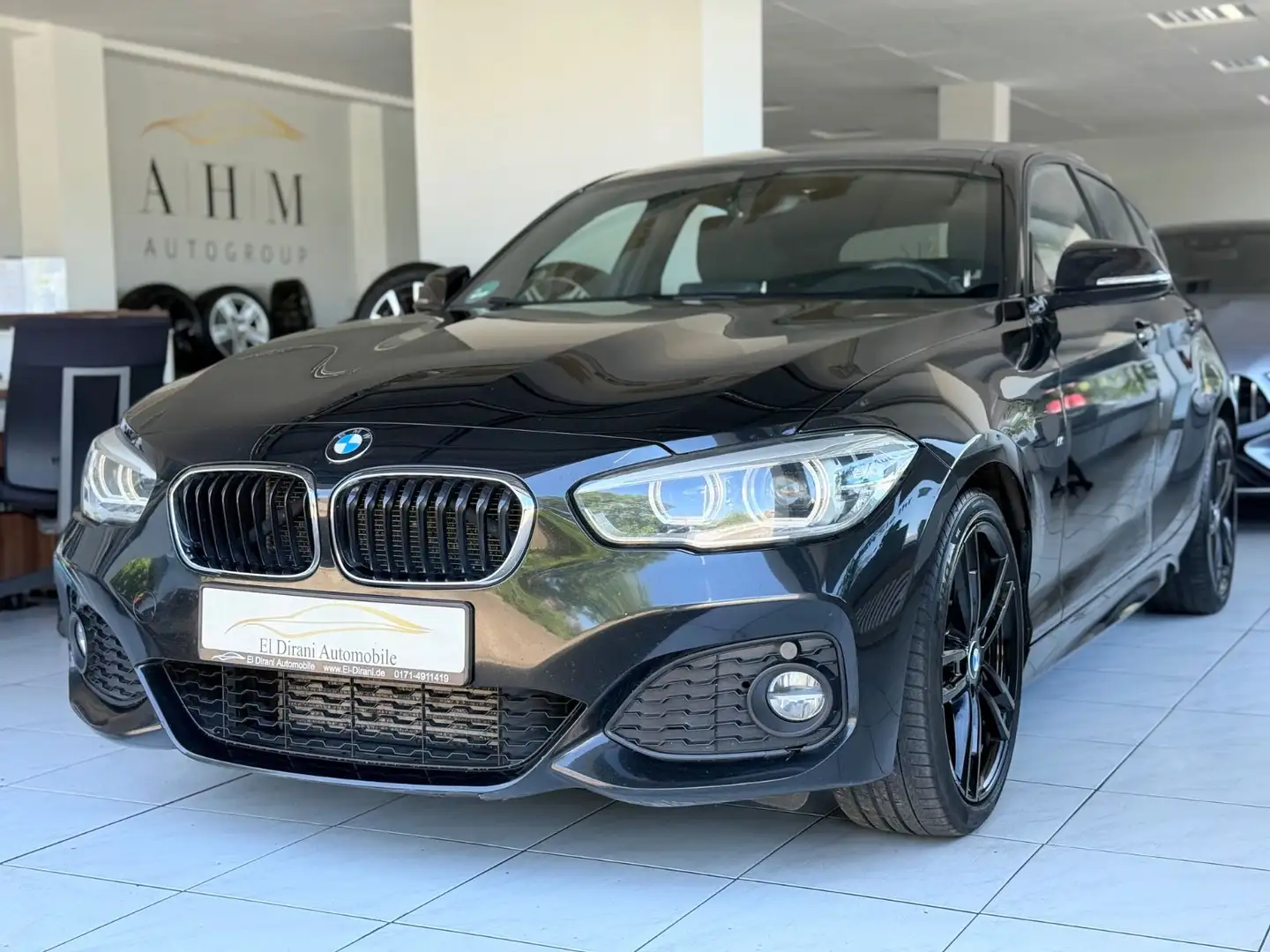 BMW 120 d M Sport/LED/Anhängerk./LED/Einparkh./Sitzhz Schwarz - 1