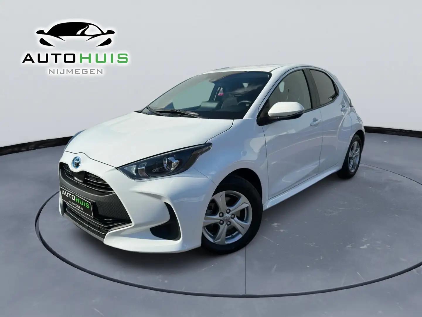 Toyota Yaris Cruise controle Stoelverwarming Achteruitrijcamera Wit - 1