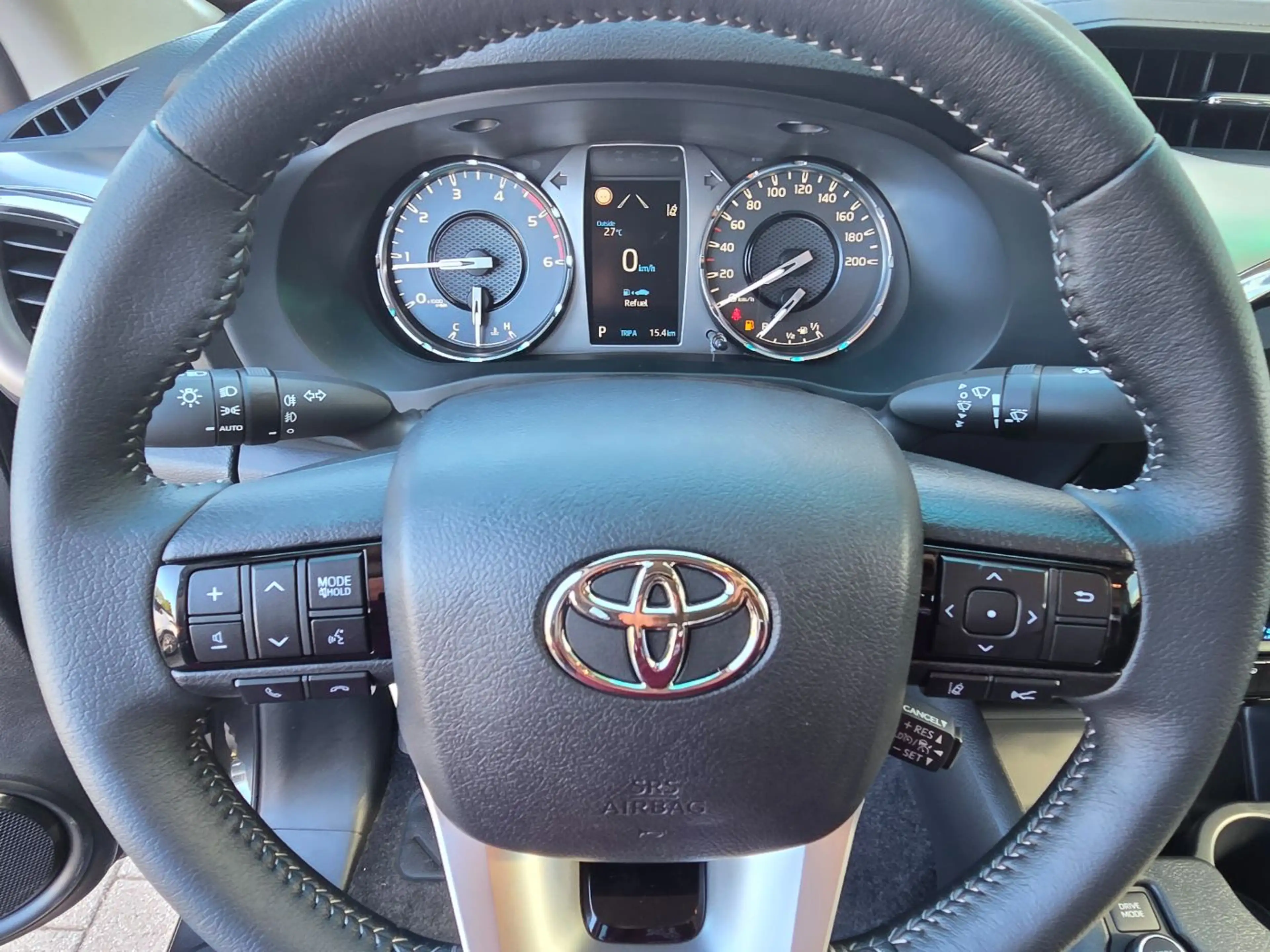 Toyota Hilux 2.8 D-4D 4x4 Double Cab Executive LED. Navi — photo 7