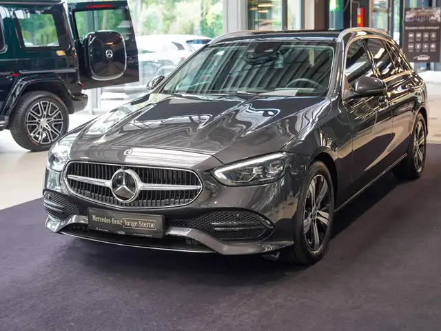 Mercedes-Benz C-Class view 7