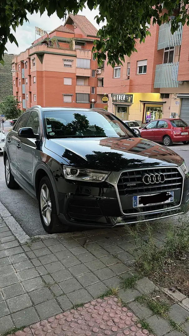 Audi Q3 2.0 TDi Quattro Sport S tronic Noir - 1