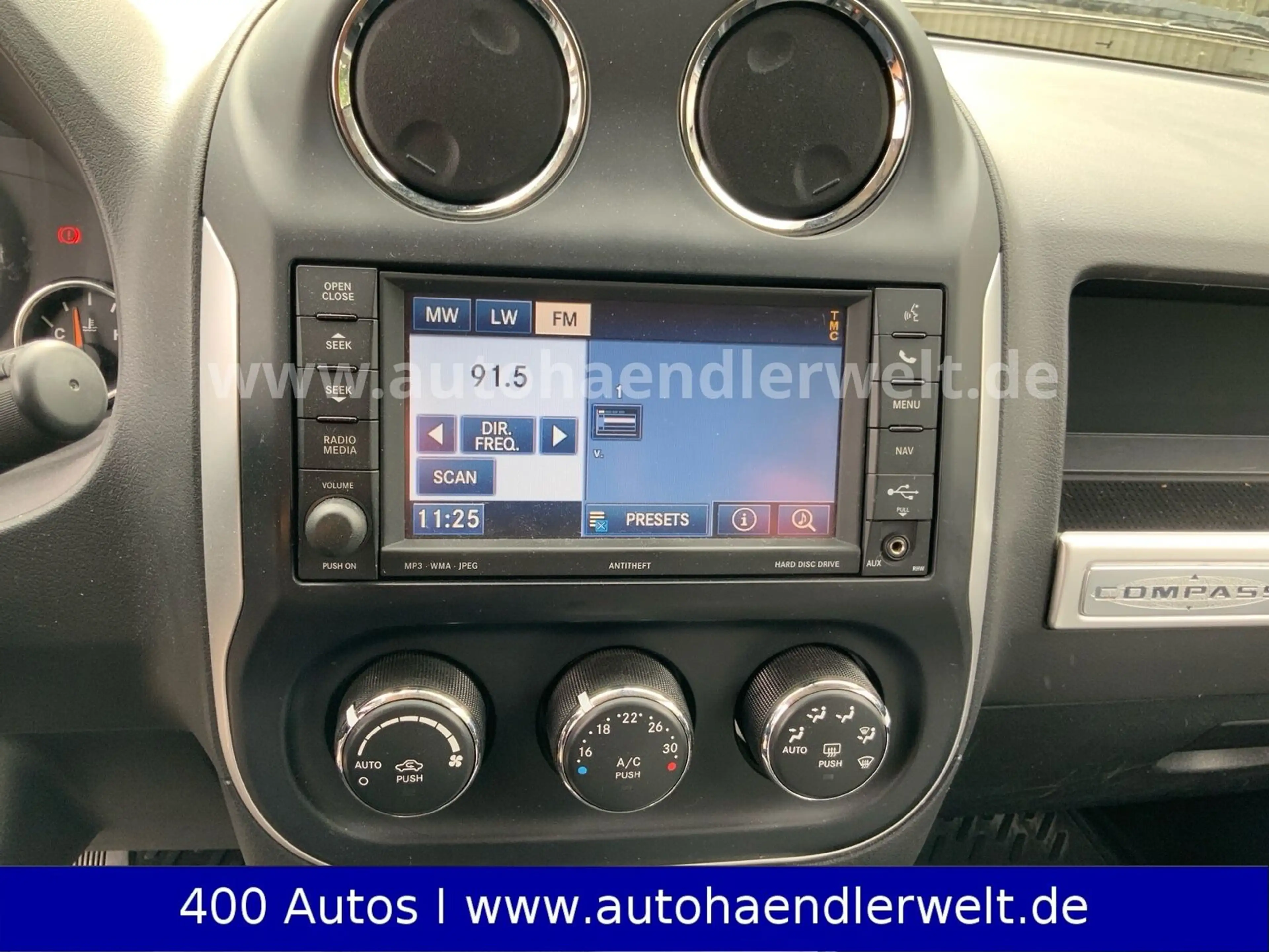 Jeep Compass 2.4 4x4 Limited — photo 14