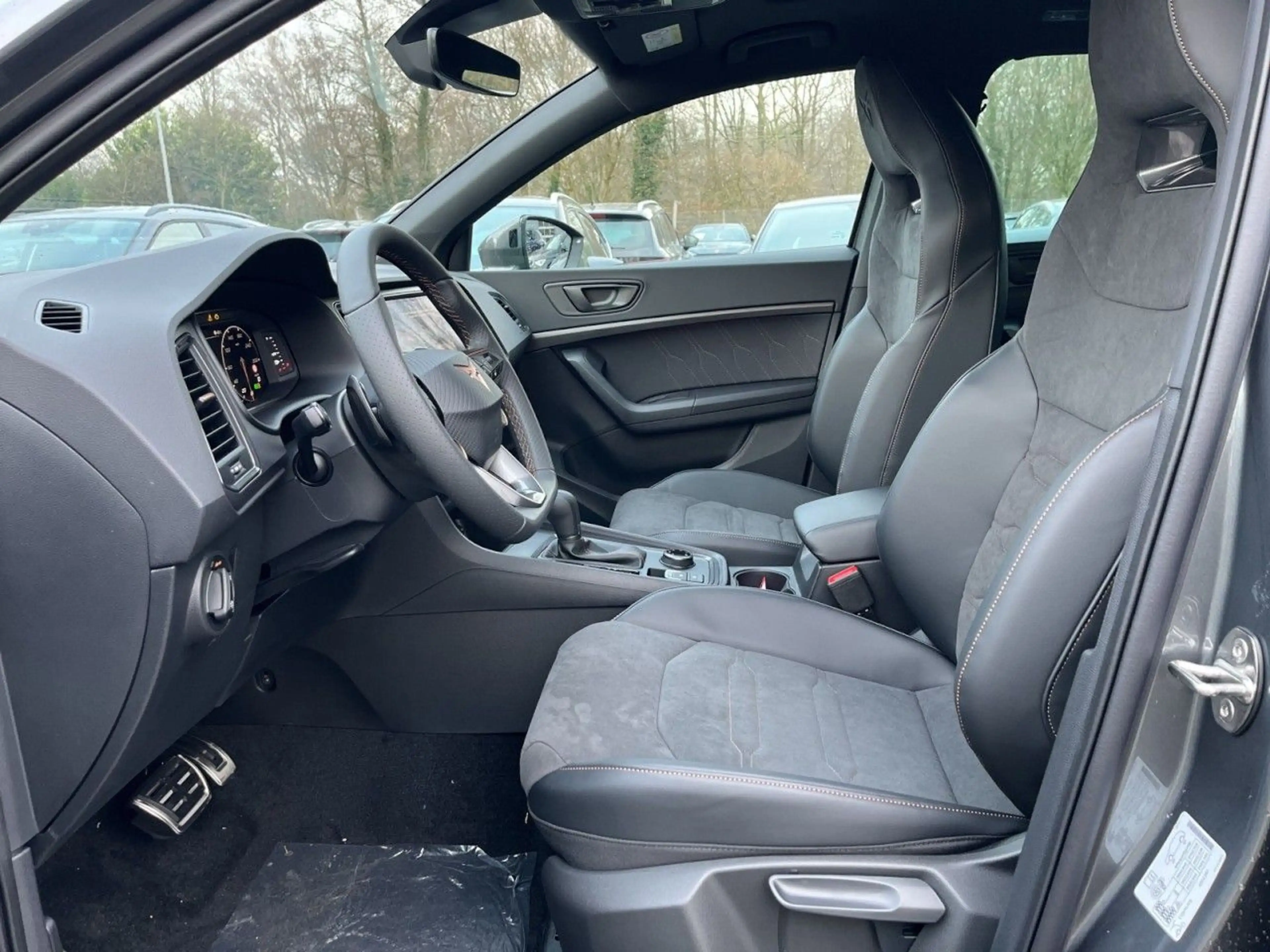 CUPRA Ateca 2.0 TSI 4Drive VZ 360°|AHK|Pano|LED|R-Kam. — photo 7