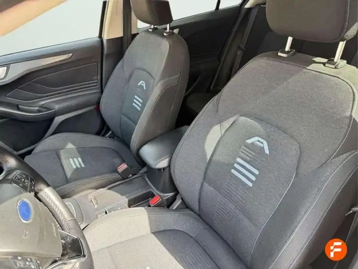 Ford Focus 2023, foto 21
