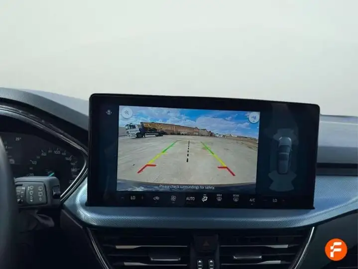 Ford Focus 2023, foto 17