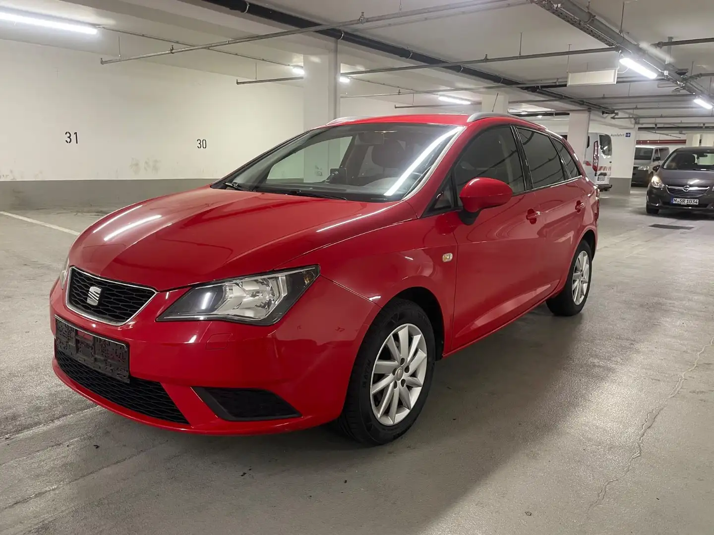 SEAT Ibiza ST Style Salsa Rot - 1