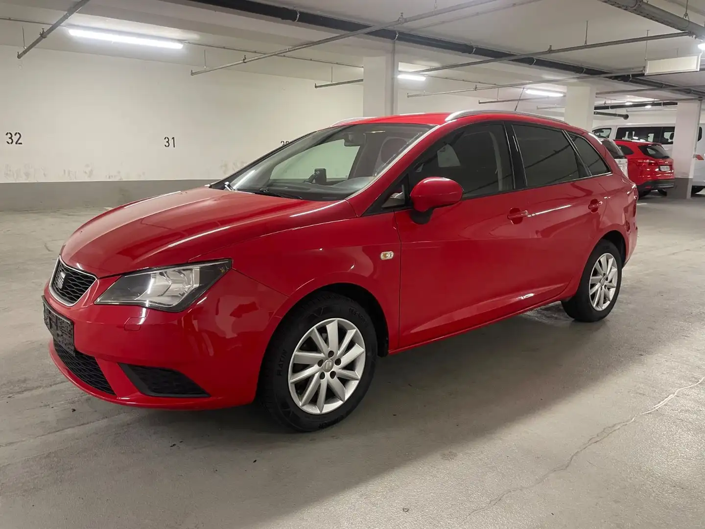 SEAT Ibiza ST Style Salsa Rot - 2