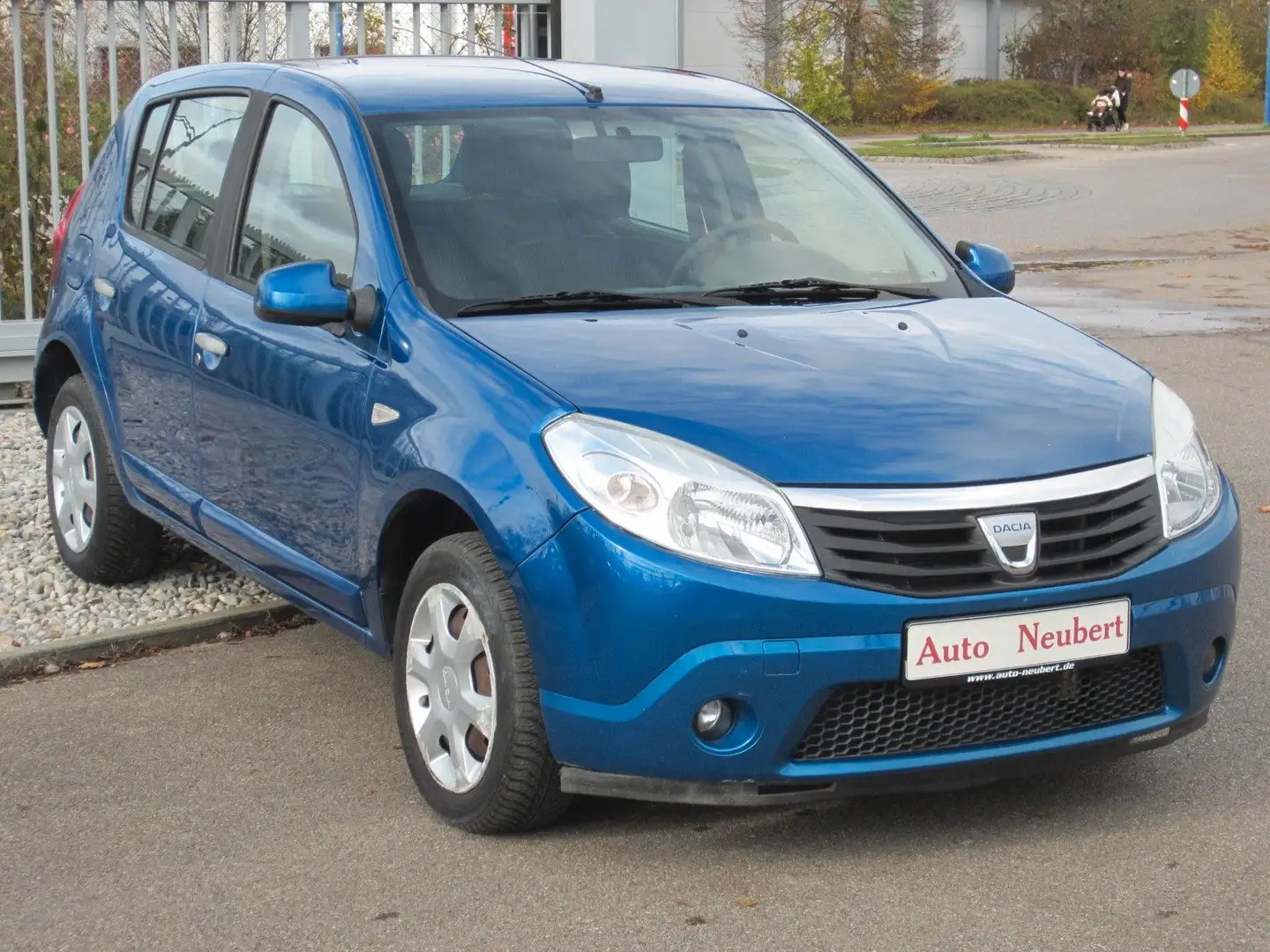 Dacia Sandero Laureate Bleu - 1
