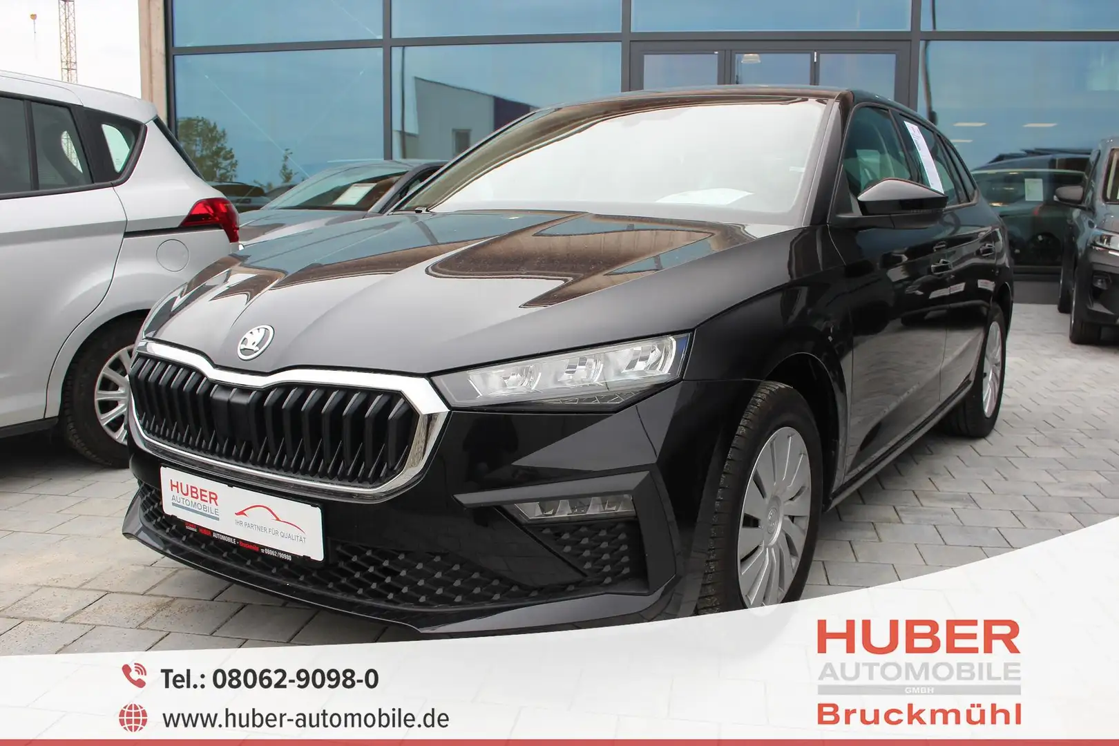 Skoda Scala 1.0 TSI DSG ESSENCE CARPLAY/LED/PDC/SITZH 85 kW... Schwarz - 1