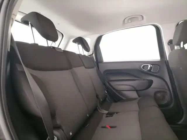 Fiat 500l view 8