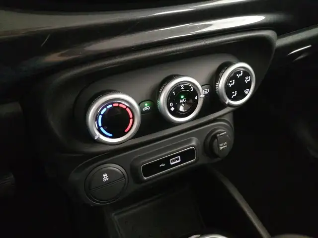 Fiat 500l view 14
