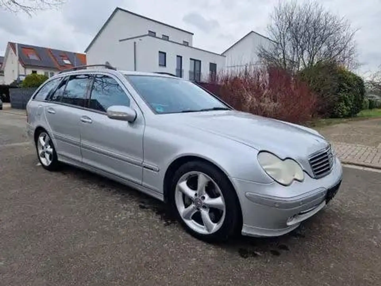 Mercedes-Benz C 220 C 220 T CDI Avangarde,Automatik,AHK,Klima,TÜV, Silber - 1