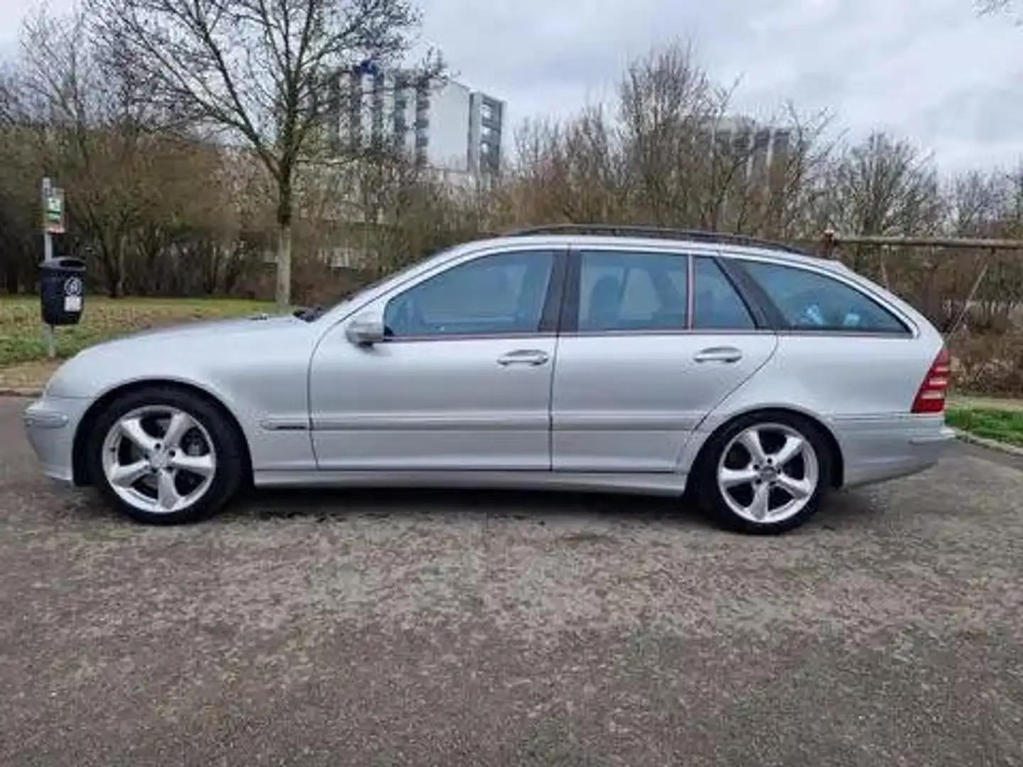 Mercedes-Benz C 220 C 220 T CDI Avangarde,Automatik,AHK,Klima,TÜV, Silber - 2