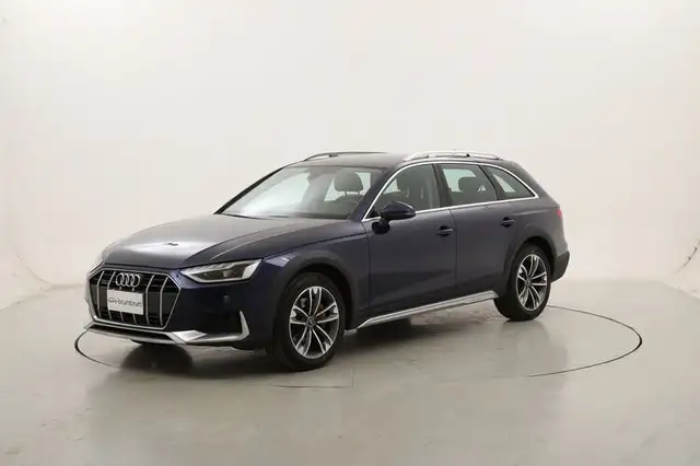 Audi A4 allroad S Tronic 2.0 Mild Hybrid 204CV