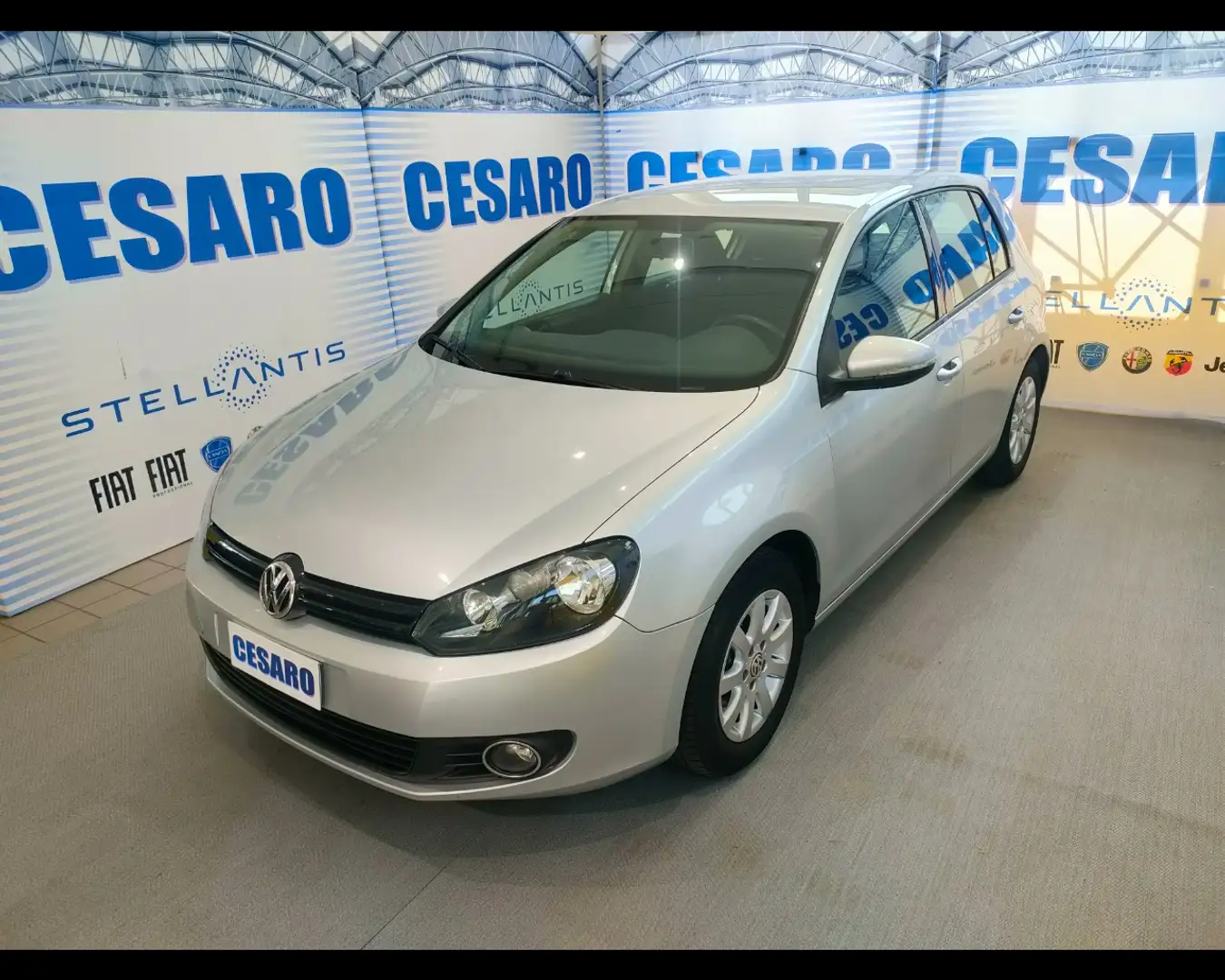 Volkswagen Golf 5 Porte 1.6 TDI Comfortline Grigio - 2