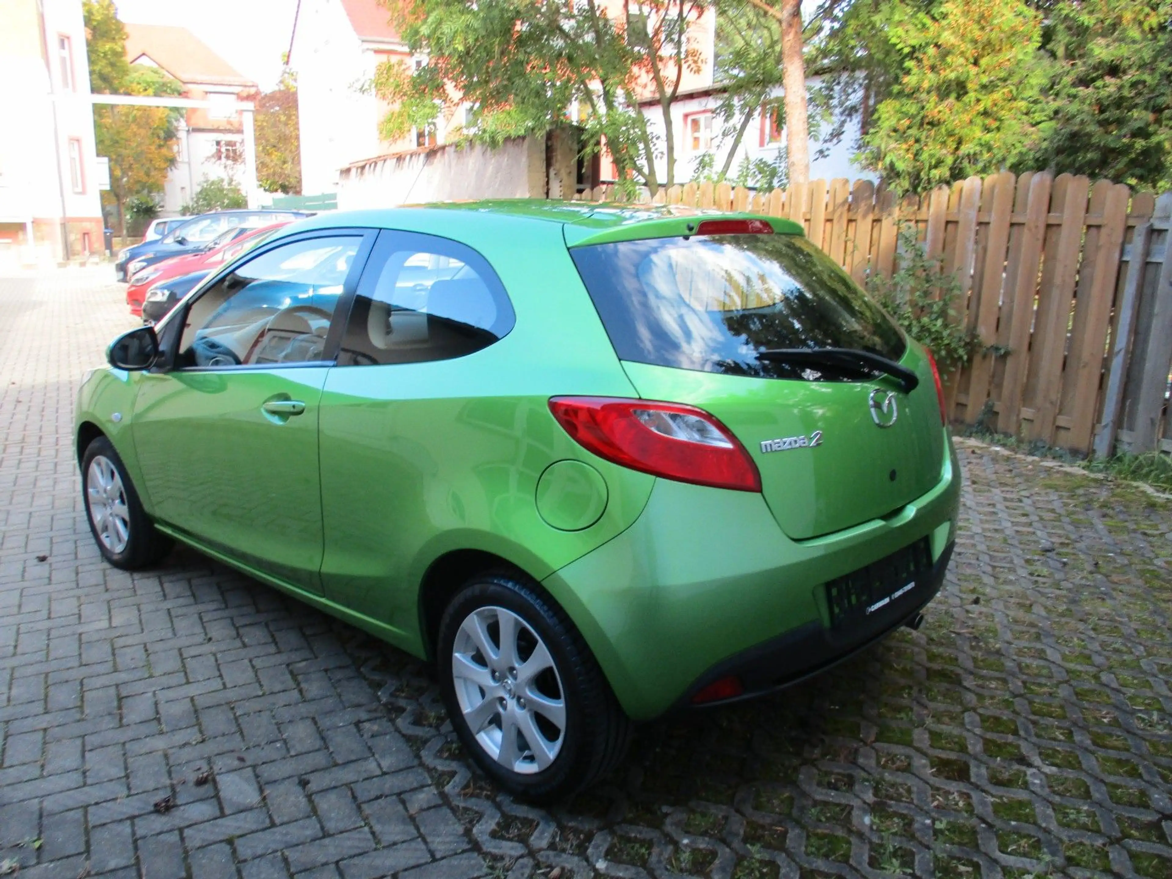 Mazda 2 Lim. 1.3 Edition / Klima / TÜV neu — photo 8