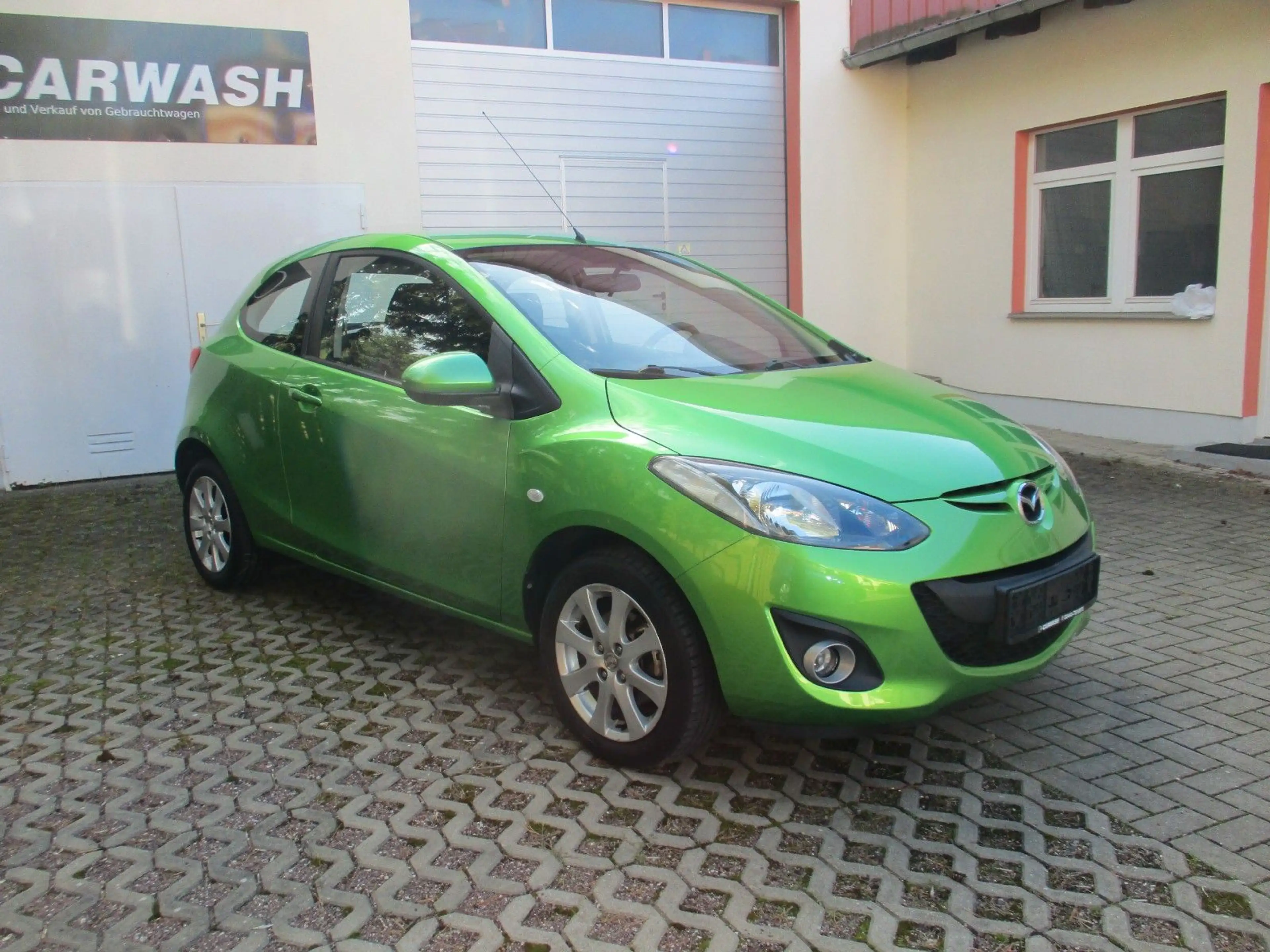 Mazda 2 Lim. 1.3 Edition / Klima / TÜV neu — photo 4