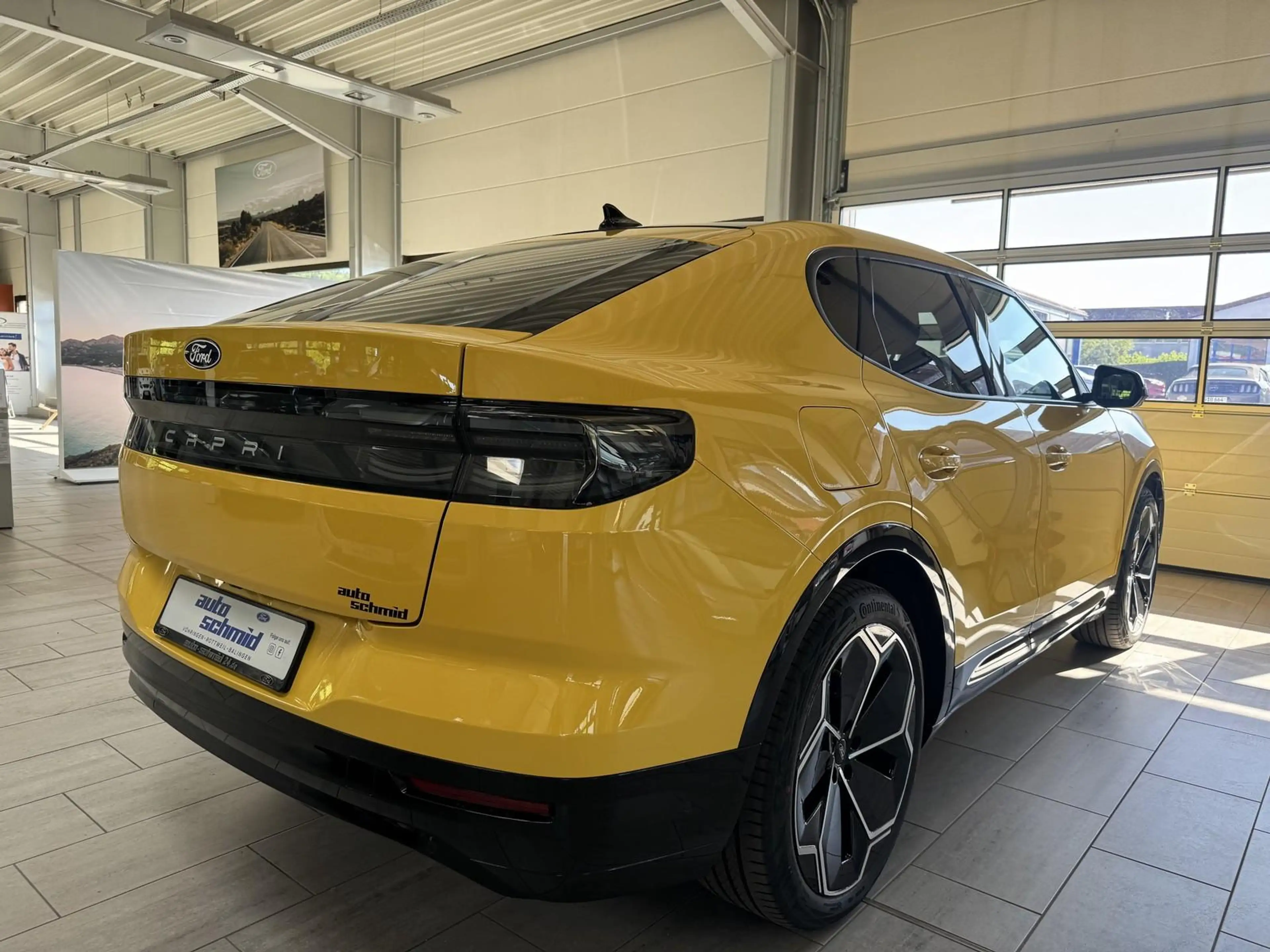 Ford Capri 210 kW RWD Premium 21" + Panorama — photo 3