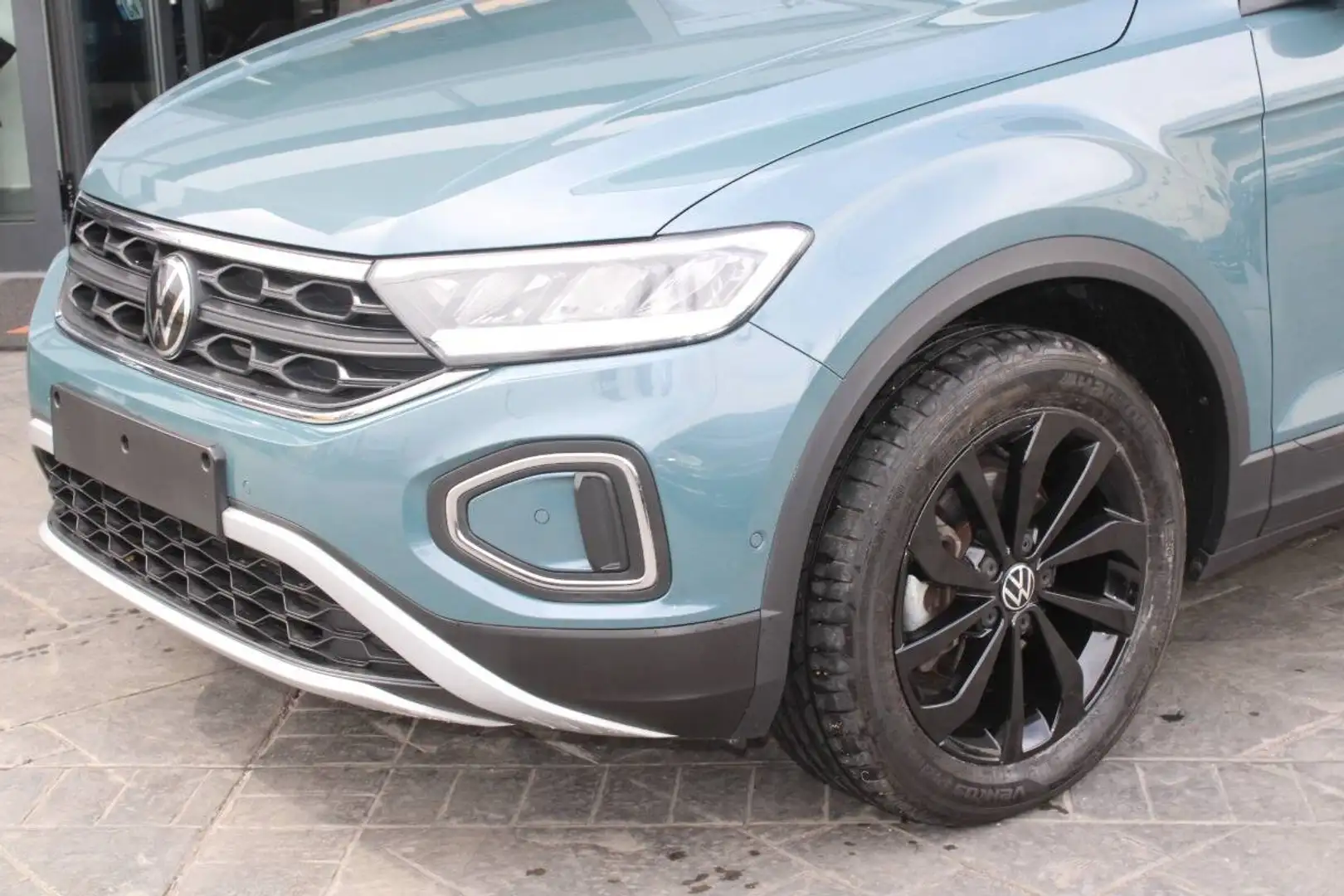Volkswagen T-Roc 1.0 tsi 110cv Con CarPlay Blu/Azzurro - 2