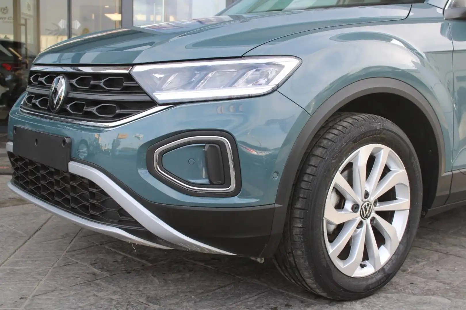 Volkswagen T-Roc 1.0 tsi 110cv Con CarPlay Blu/Azzurro - 2